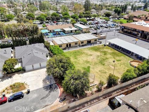 402 E Glendale   Drive, Orange, CA
