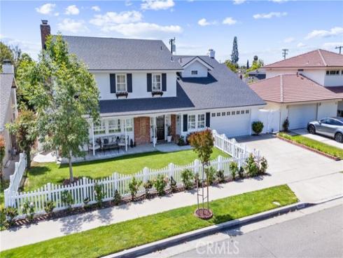 2546 E Palmyra Avenue, Orange, CA