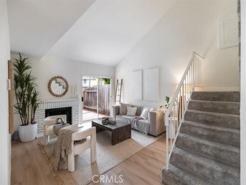 2720 E Walnut 10 Avenue, Orange, CA