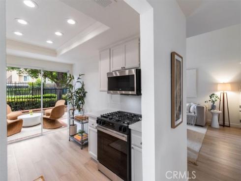 2720 E Walnut 10 Avenue, Orange, CA