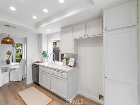 2720 E Walnut 10 Avenue, Orange, CA