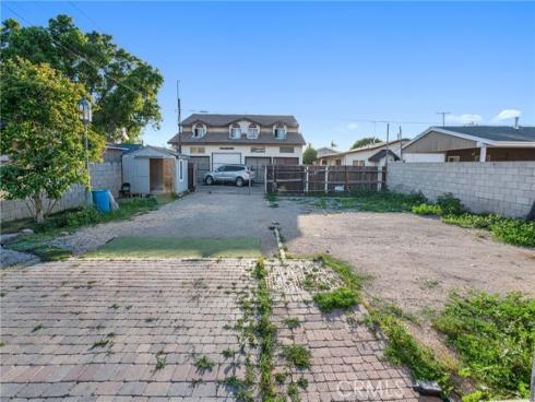 11811 Hewes Street, Orange, CA