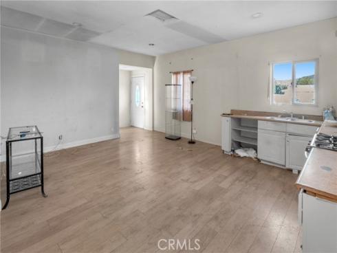 11811 Hewes Street, Orange, CA