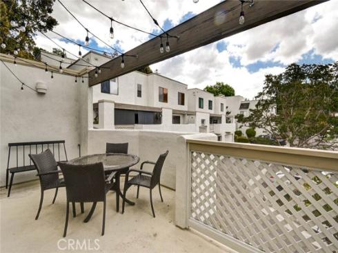 166 N Singingwood 9 Street, Orange, CA