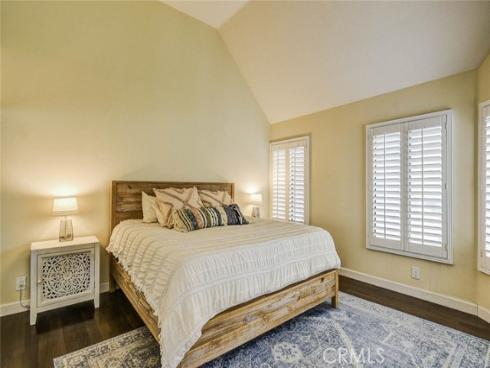 166 N Singingwood 9 Street, Orange, CA