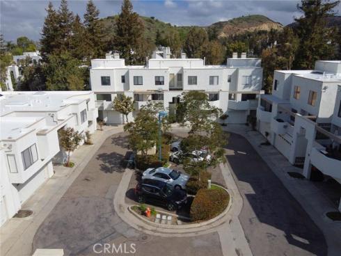 166 N Singingwood 9 Street, Orange, CA