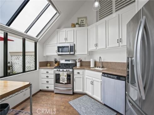 5846 E Creekside  10  Avenue, Orange, CA