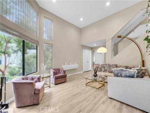 5846 E Creekside 35 Avenue, Orange, CA