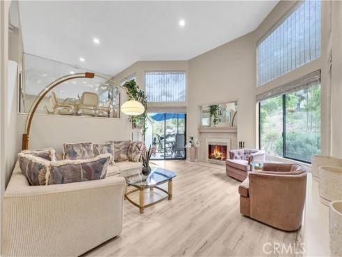 5846 E Creekside 35 Avenue, Orange, CA