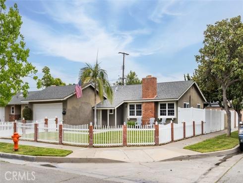 2126 E Adams Avenue, Orange, CA