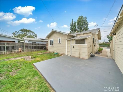 1058 E Almond Avenue, Orange, CA