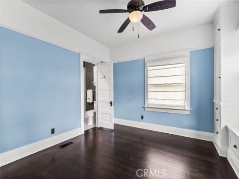 952 E Palmyra Avenue, Orange, CA