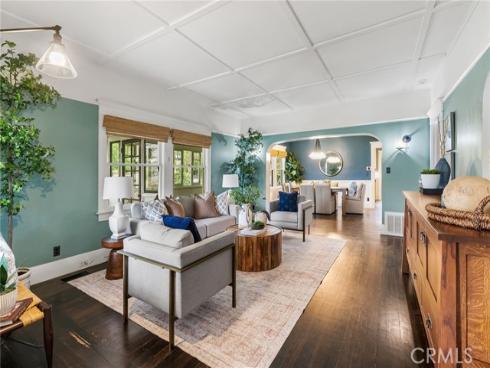 952 E Palmyra Avenue, Orange, CA