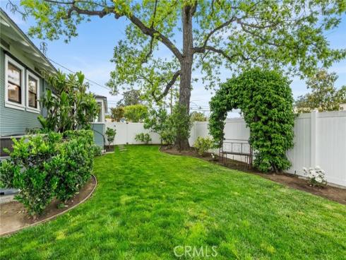 952 E Palmyra Avenue, Orange, CA