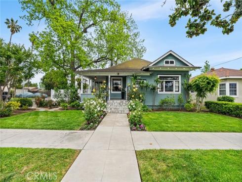 952 E Palmyra Avenue, Orange, CA