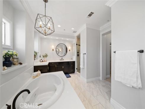 2583 N Skytop Court, Orange, CA