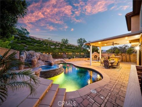 2583 N Skytop Court, Orange, CA