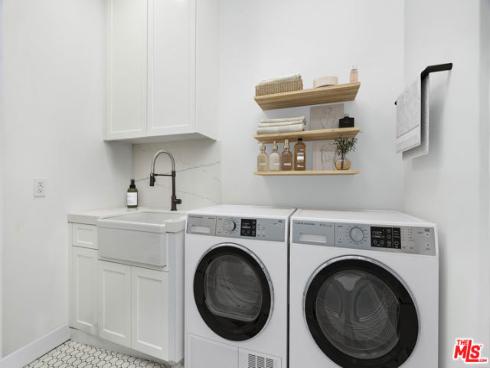 1144 E Madison Avenue, Orange, CA