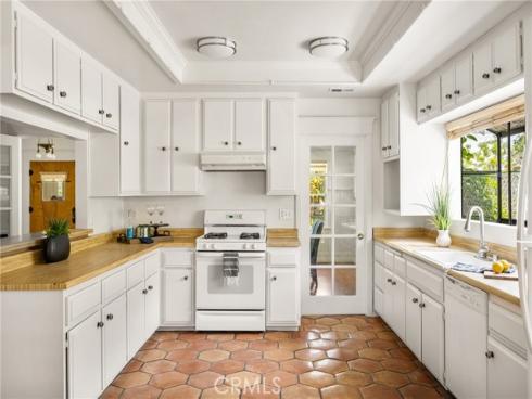 528 E Palmyra   Avenue, Orange, CA