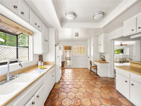 528 E Palmyra   Avenue, Orange, CA