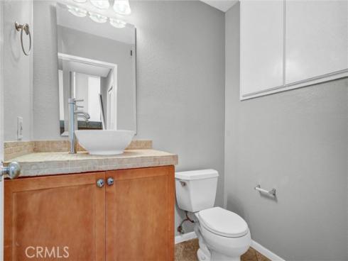 152 N Singingwood 6 Street, Orange, CA