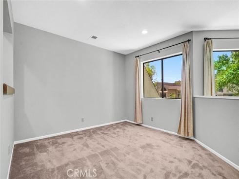 152 N Singingwood 6 Street, Orange, CA