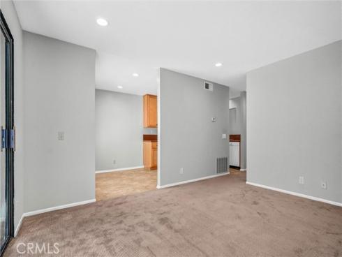 152 N Singingwood 6 Street, Orange, CA