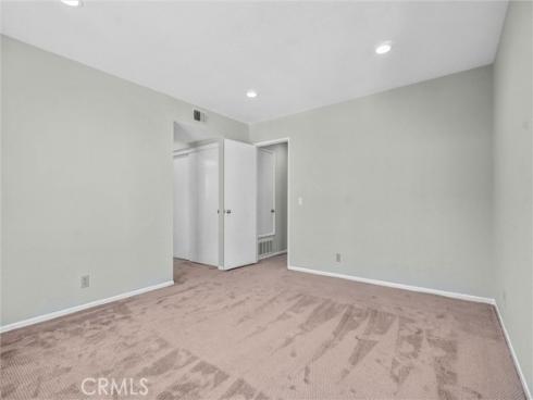 152 N Singingwood 6 Street, Orange, CA