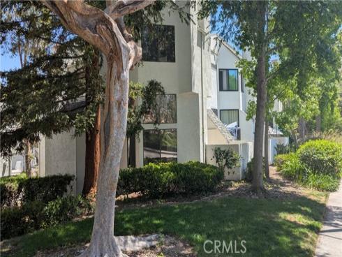 152 N Singingwood 6 Street, Orange, CA