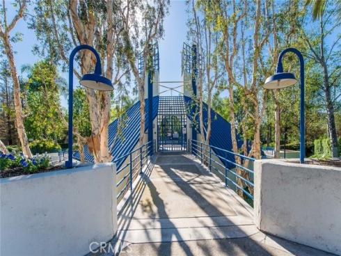 152 N Singingwood 6 Street, Orange, CA