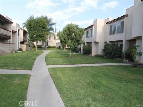 700 W La Veta K5 Avenue, Orange, CA