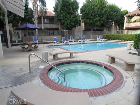 700 W La Veta K5 Avenue, Orange, CA