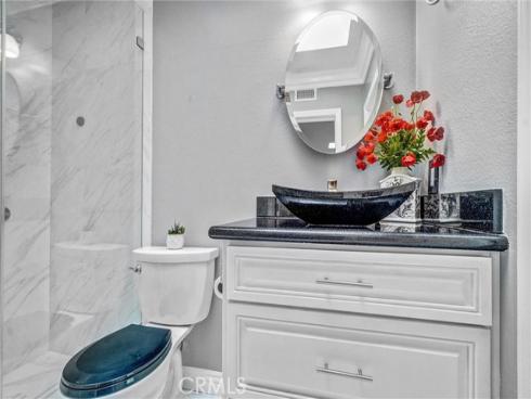 5927 E Creekside 18 Avenue, Orange, CA