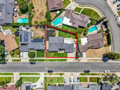 1947 N Sacramento Street, Orange, CA