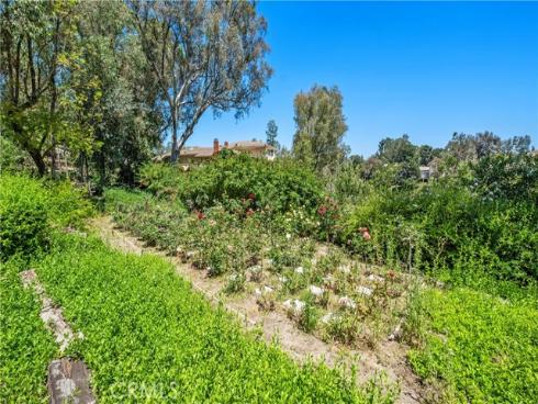 7626 E Saddlehill Trail, Orange, CA