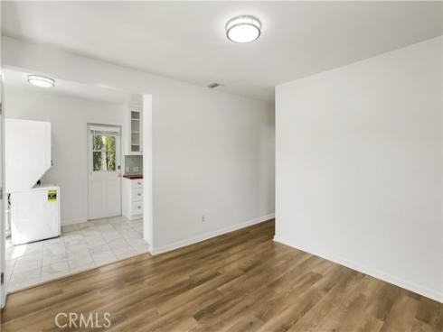 611 W Walnut Avenue, Orange, CA