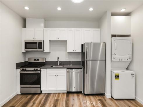 611 W Walnut Avenue, Orange, CA