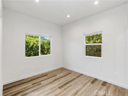 611 W Walnut Avenue, Orange, CA