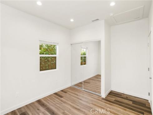 611 W Walnut Avenue, Orange, CA