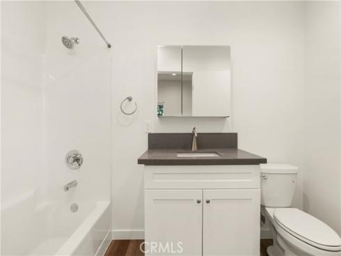 611 W Walnut Avenue, Orange, CA