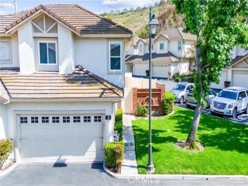5847 E Rocking Horse 21 Way, Orange, CA