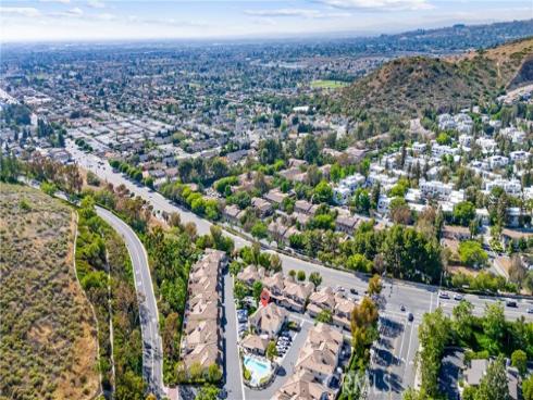 5847 E Rocking Horse 21 Way, Orange, CA