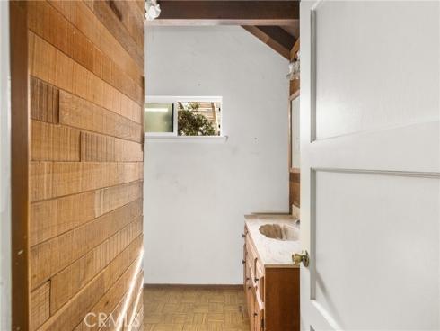 950 N Laurel Drive, Orange, CA