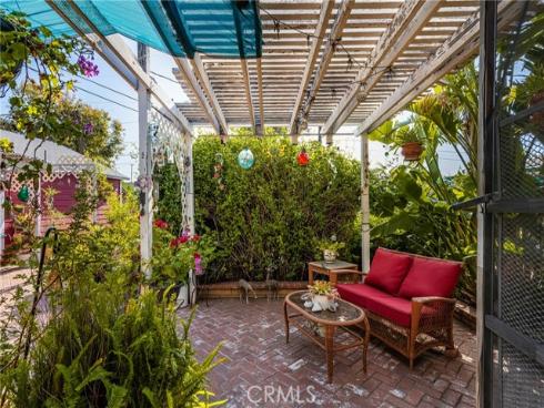 950 N Laurel Drive, Orange, CA