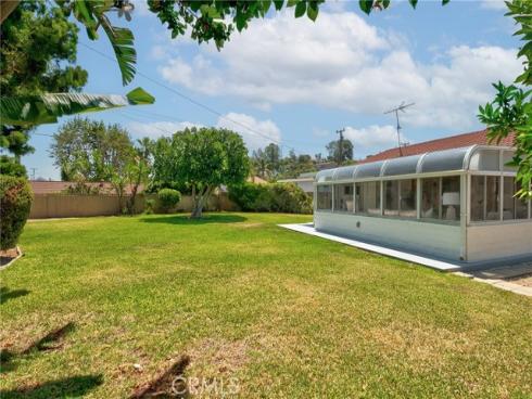 1525 E Baldwin Avenue, Orange, CA