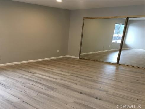 700 W La Veta G8 Avenue, Orange, CA