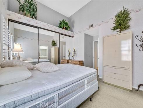 5722 E Stillwater 35 Avenue, Orange, CA