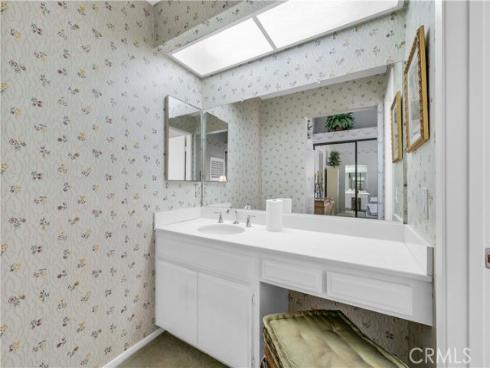 5722 E Stillwater 35 Avenue, Orange, CA