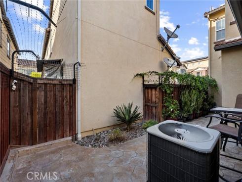 341 W Pebble Creek Lane, Orange, CA