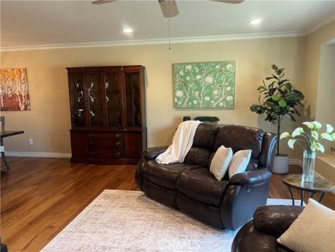 2902 E Trenton , Orange, CA